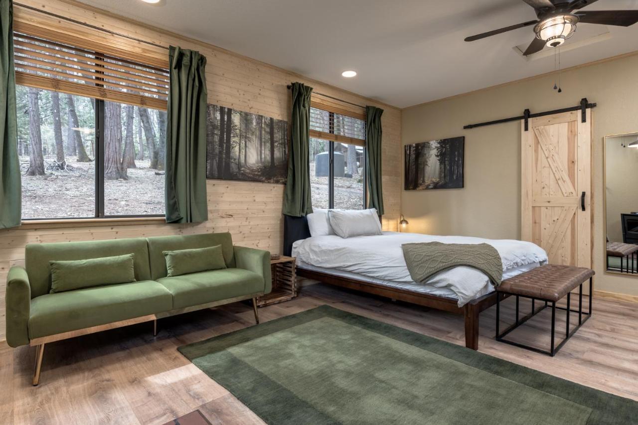 Hotel Little House In The Big Woods Forest Ranch Exterior foto